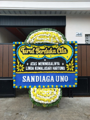 Papan Bunga Duka di Padang Terubuk