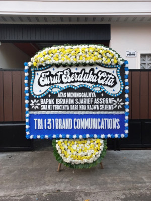 Papan Bunga Duka di Padang Terubuk